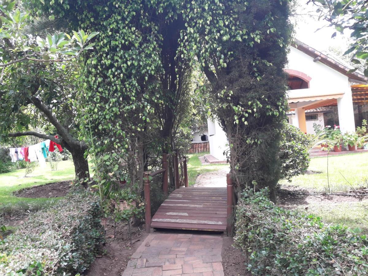 Quinta La Gardenia Hotel Puembo Luaran gambar